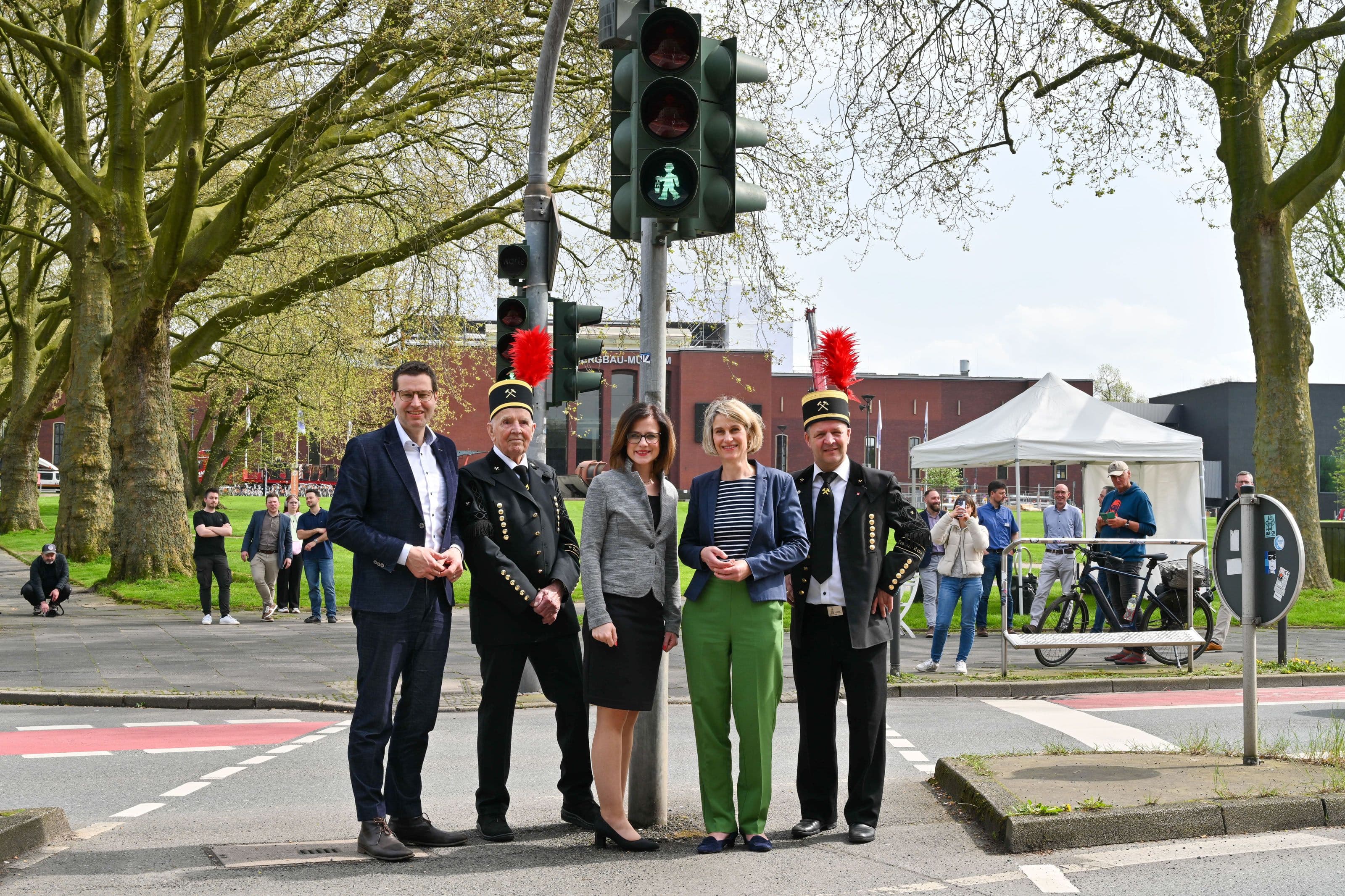Bochum erinnert mit Bergmannampeln an seine Bergbautradition