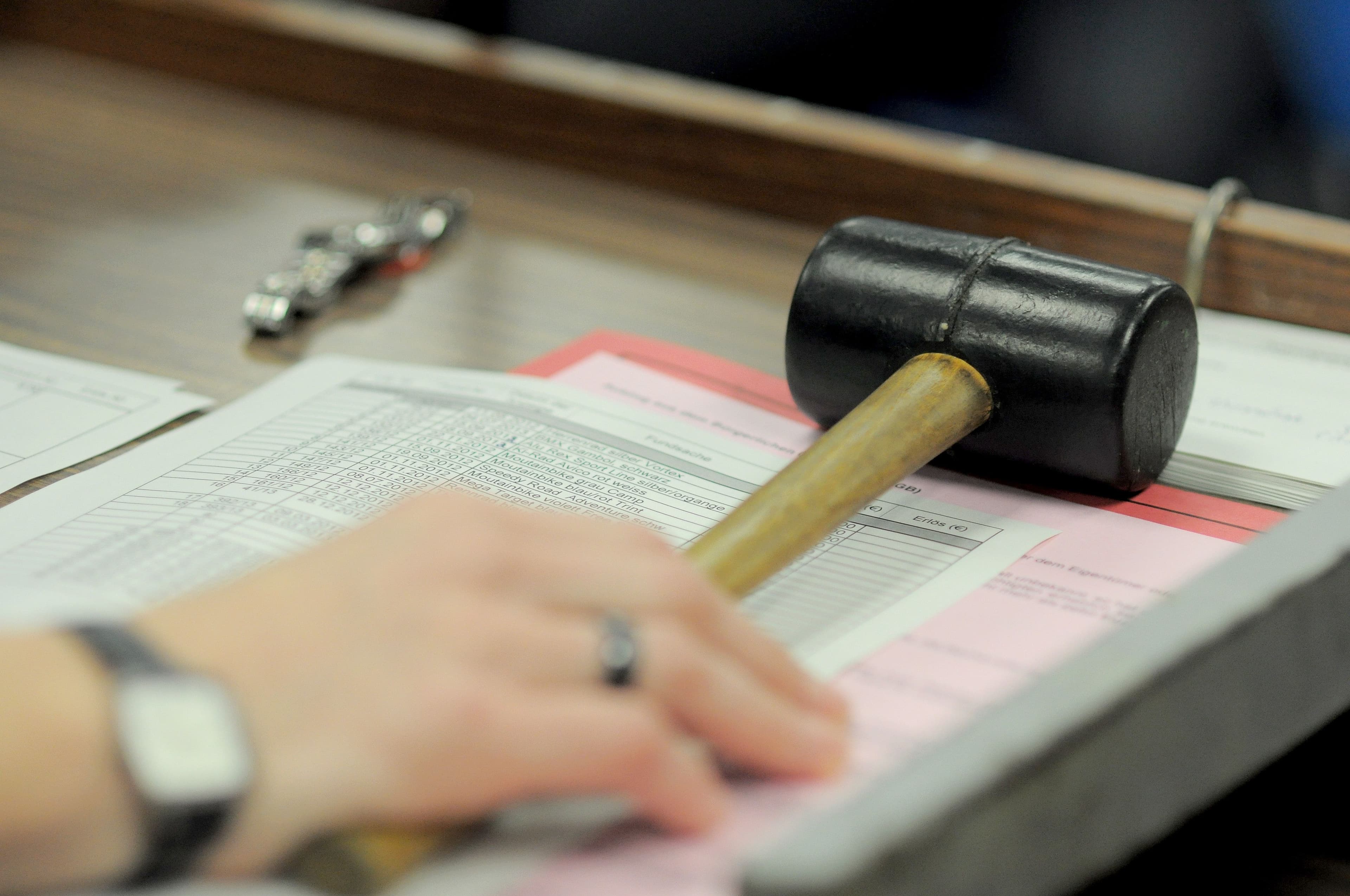 Große Versteigerungsaktion in Bochum: Fundbüro lädt ein