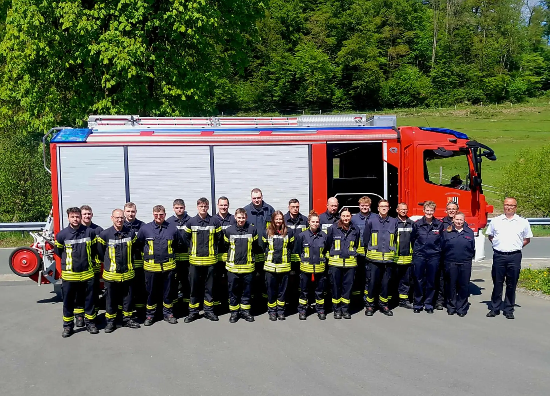 20 Feuerwehrleute bestehen Grundausbildung in Alertshausen