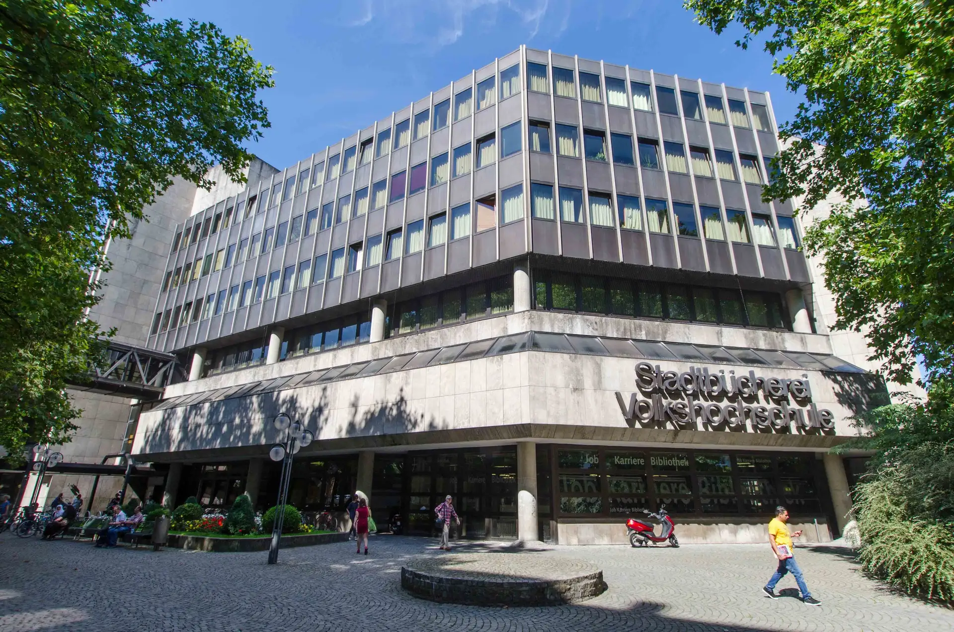 Eingeschränkte Erreichbarkeit der VHS Bochum!