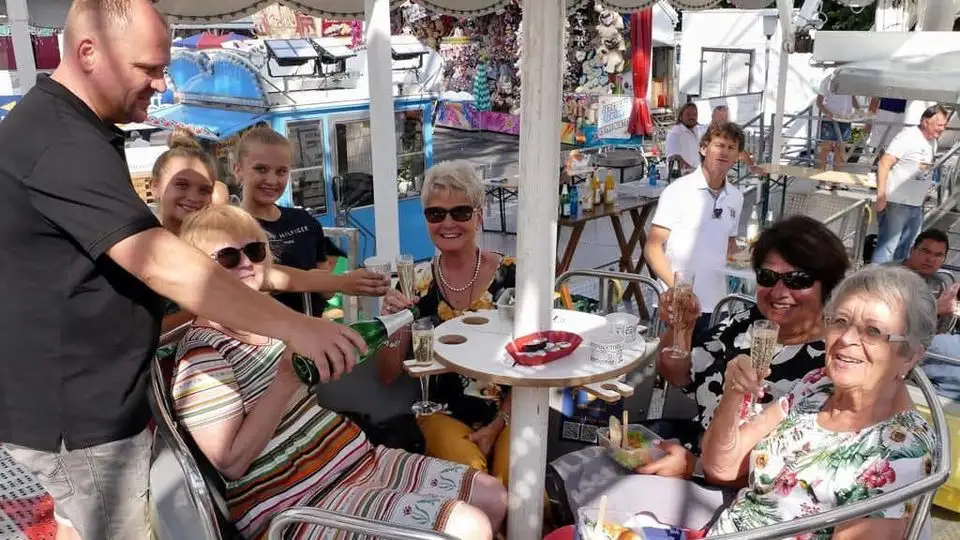 Fröhliche Osterüberraschung auf Hattingens Spielplätzen