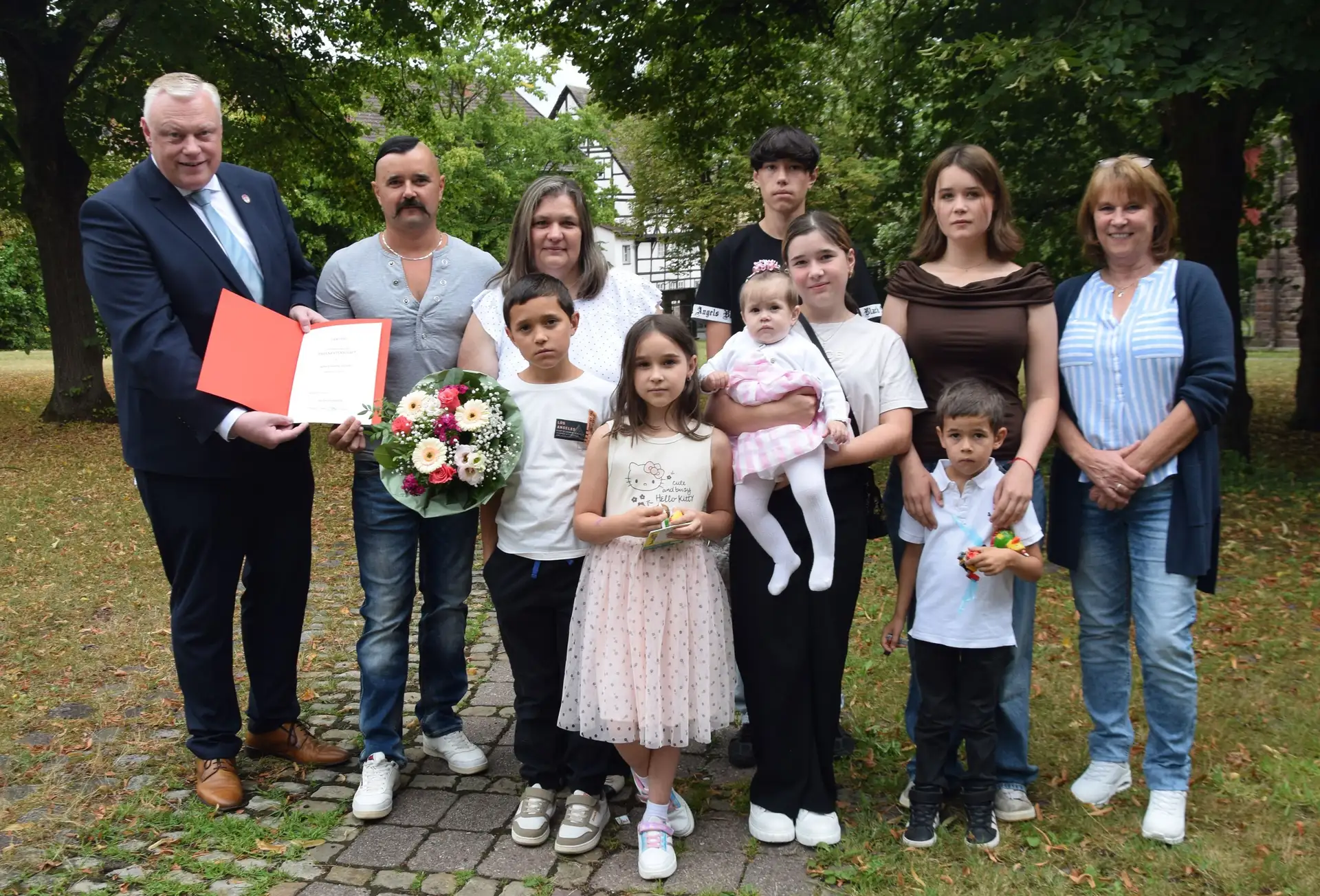 Steinmeier übernimmt Ehrenpatenschaft für kinderreiche Familie