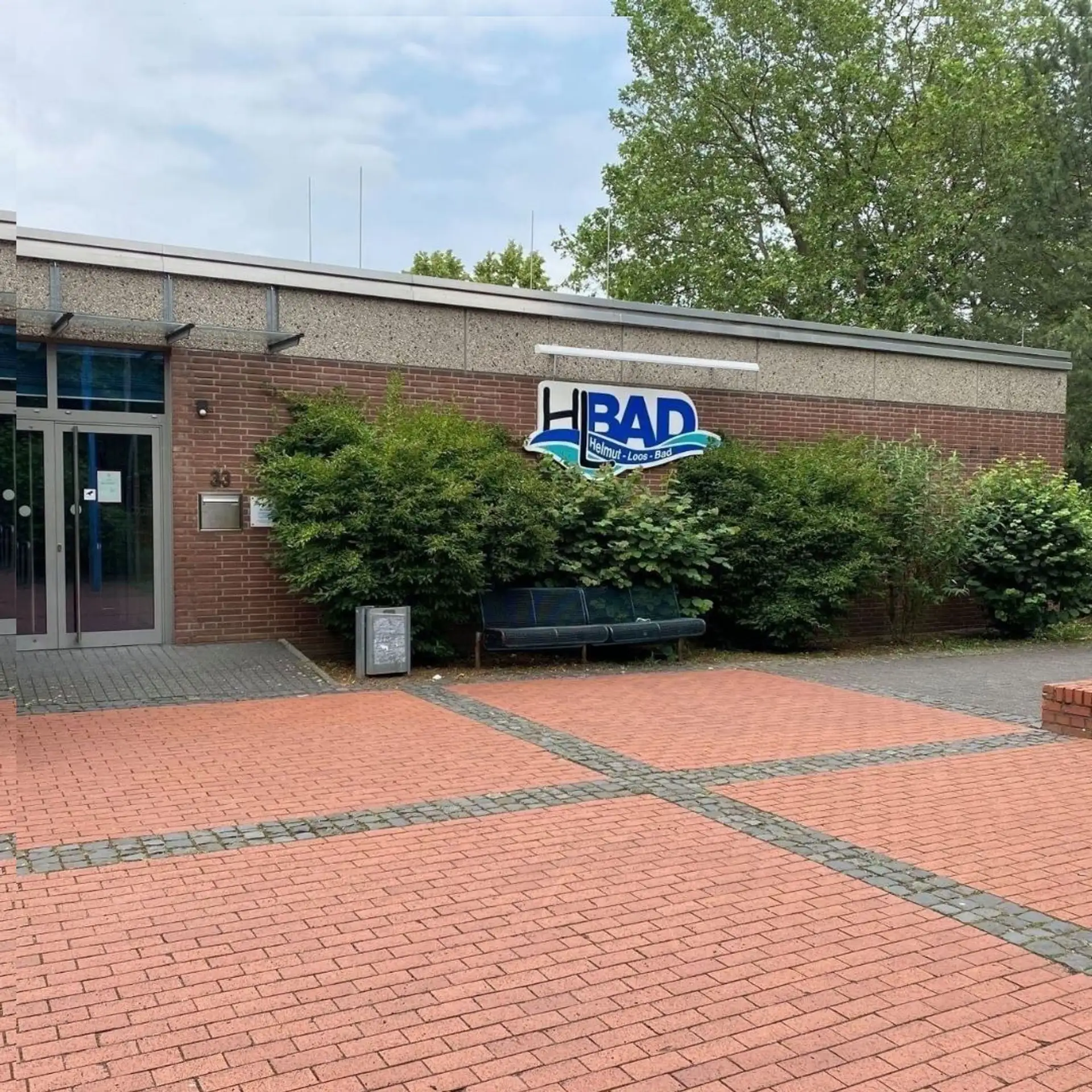 Zukunft des Hallenbads Niederkassel: Workshop startet